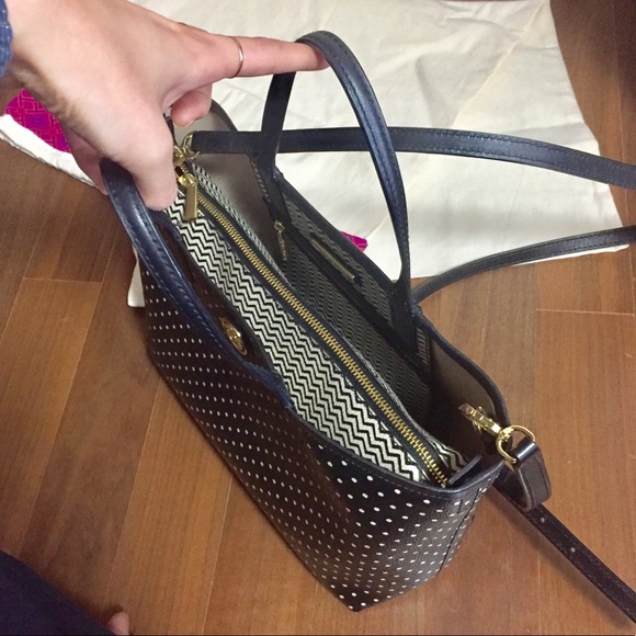 Tory Burch | Kerrington Tote in Polka dot - Picture 5 of 8